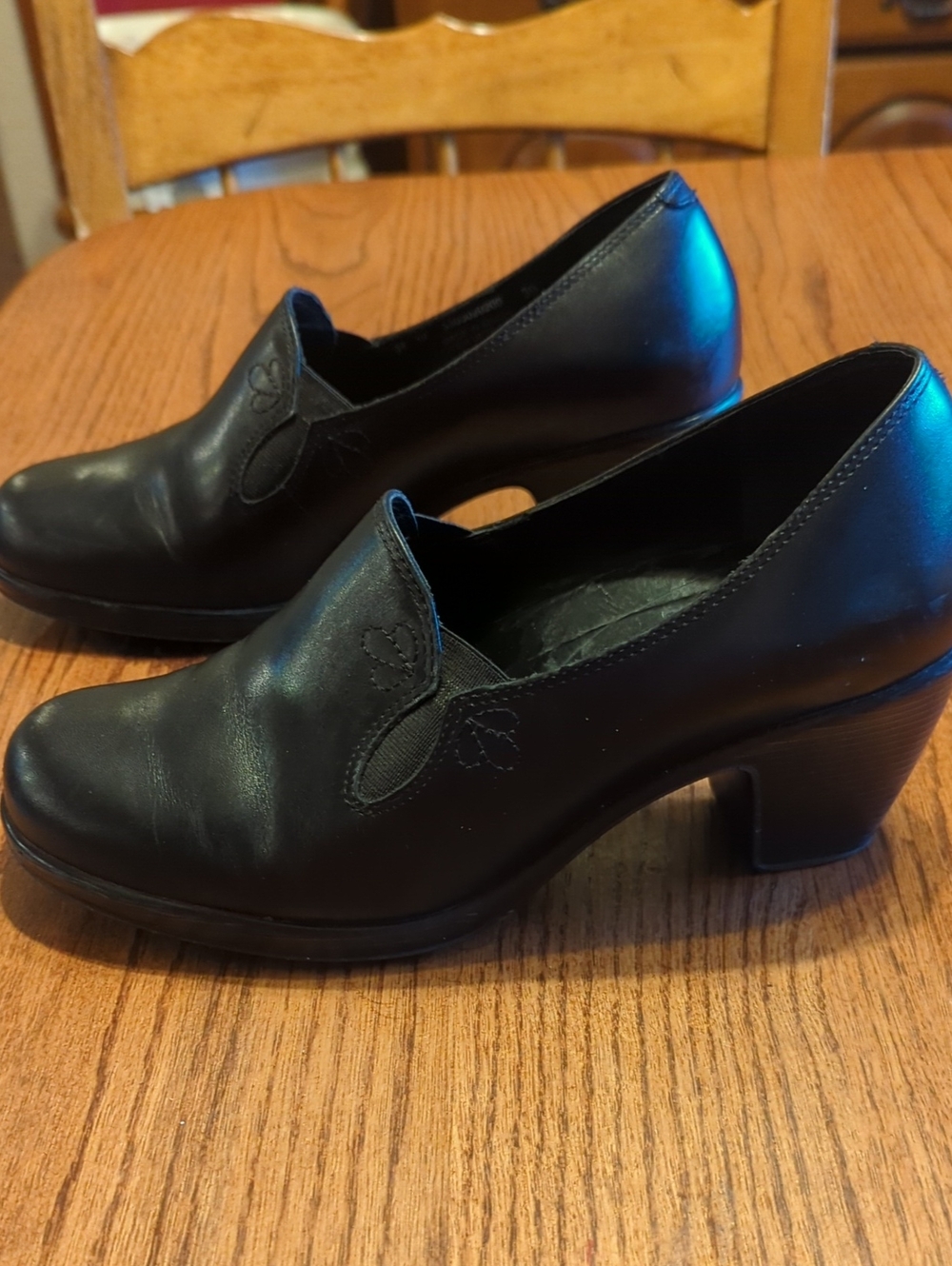 Dansko Black Women's Block Heel Slip-On Loafers - Picture 4 of 8